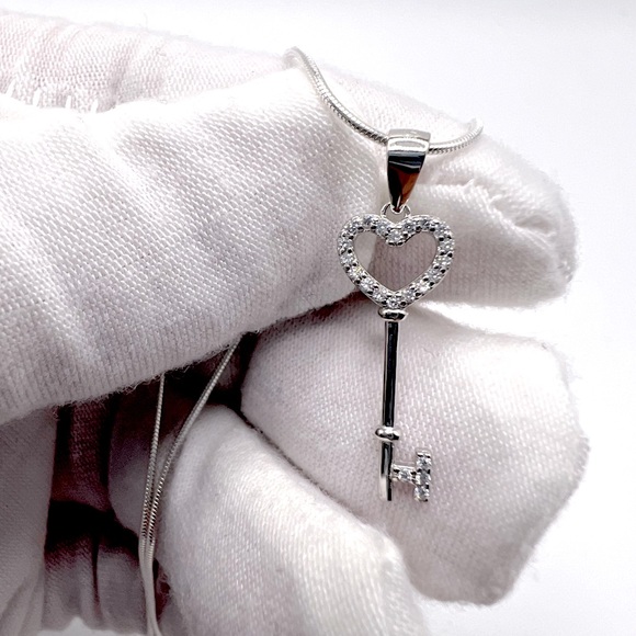 Sterling Silver Cz Key Necklace - Picture 4 of 16
